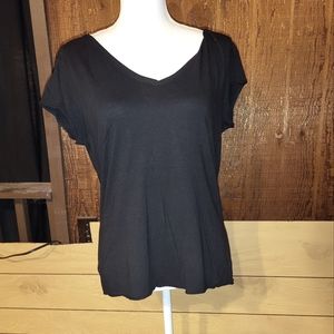 Girls black top